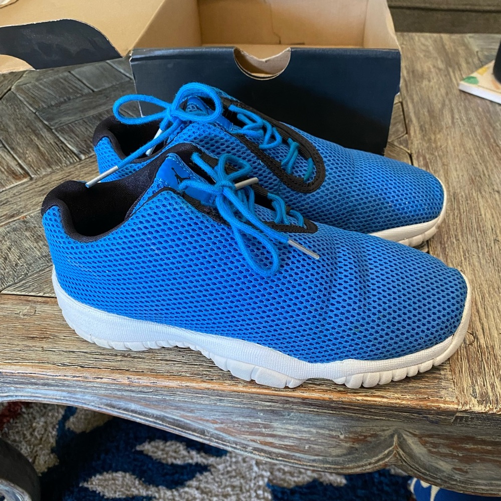 Air Jordan future low BG